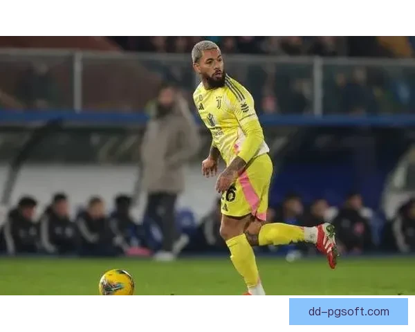 道格拉斯路易斯在尤文表现低迷引发球队困境分析